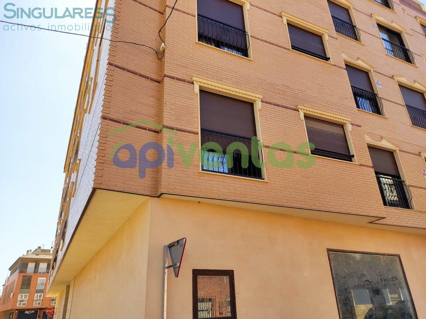 Comprar garaje de 1061m² en Puerto Lumbreras