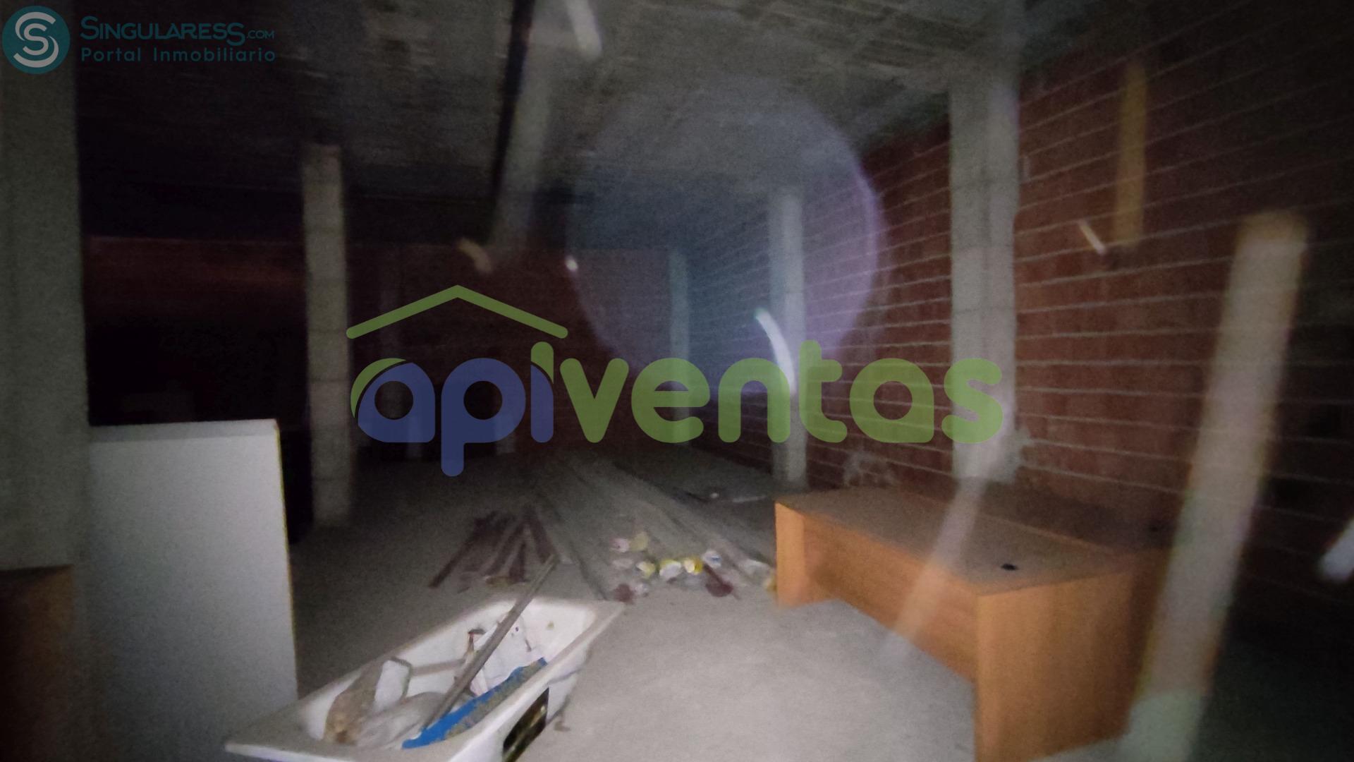 Comprar instalaciones, naves industriales... de 290m² en Lorca
