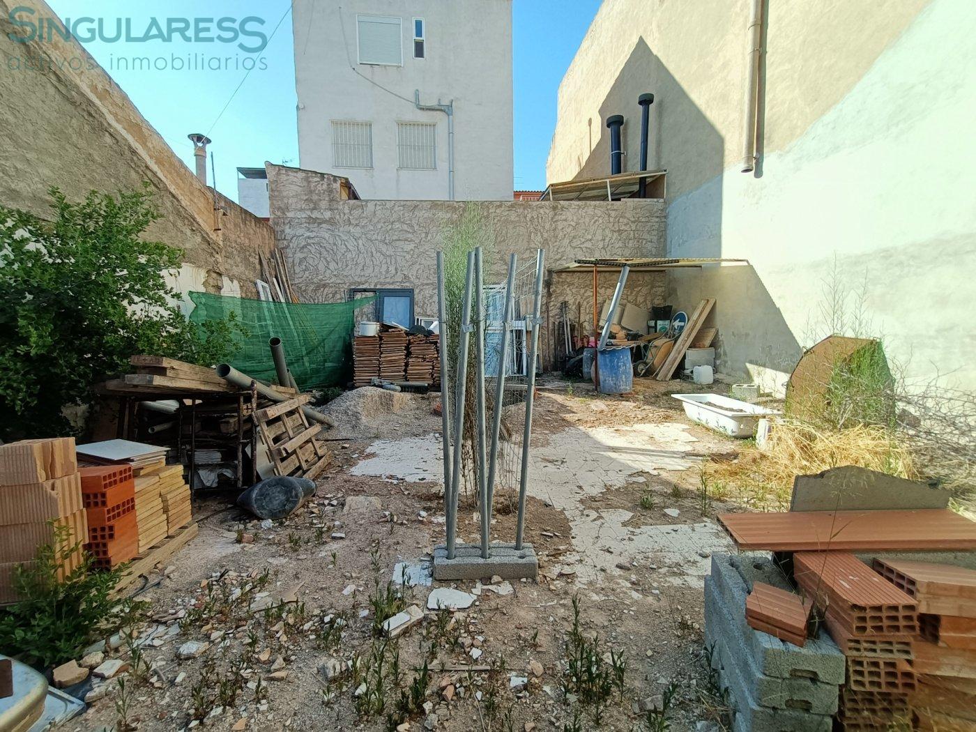 Comprar terreno de 120m² en Murcia
