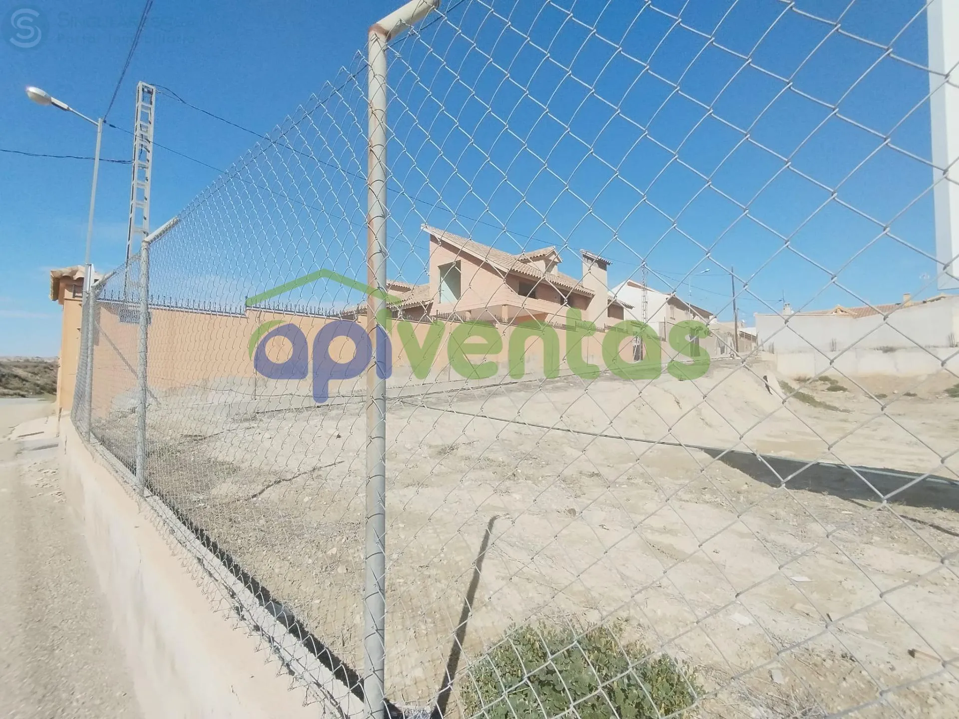 Comprar terreno de 876m² en Lorca