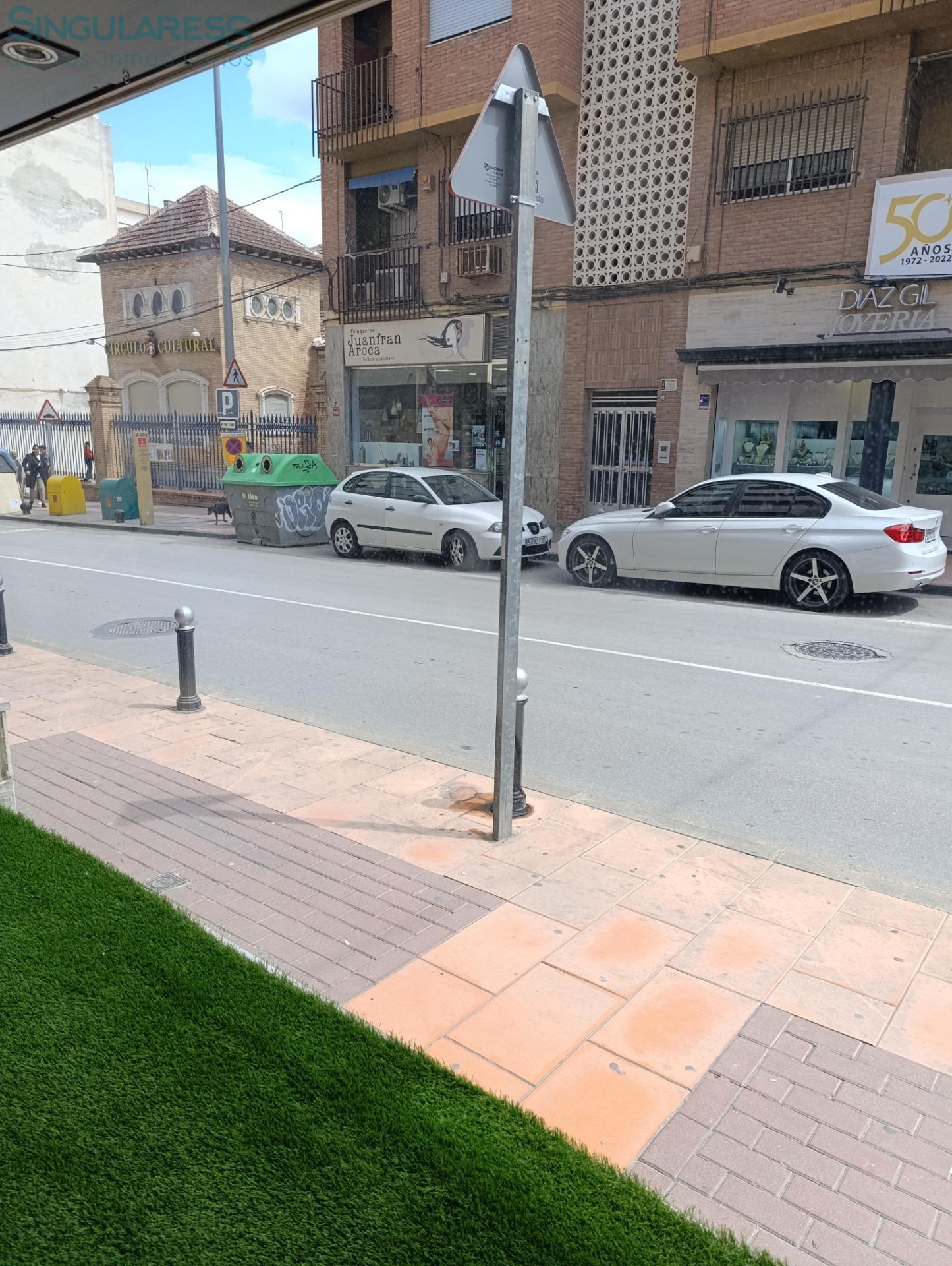 Comprar local en Calle MAYOR nº 84 en Murcia